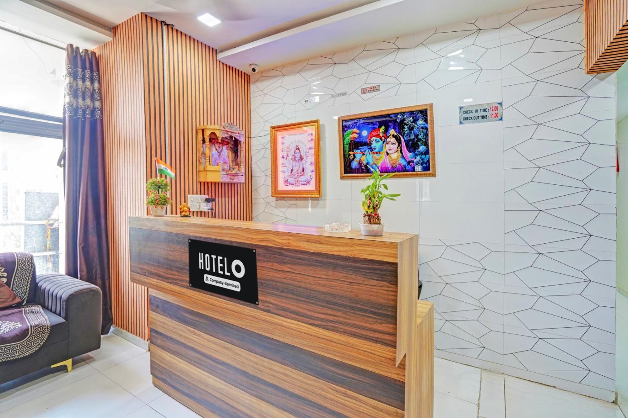 Hotel O S. G. Highway Formerly I Land Park Ahmedabad Buitenkant foto